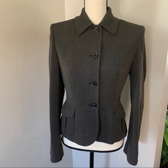 MaxMara Jackets & Blazers - MaxMara perfect jacket like new 95% wool
